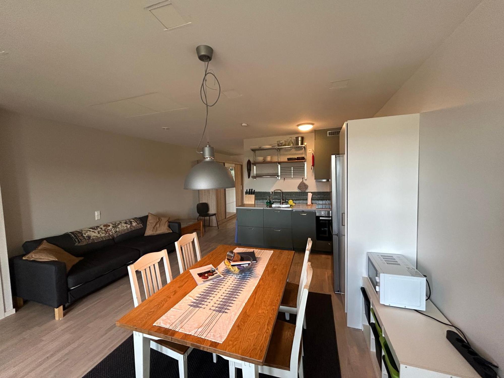 Newly Built Bright Apartment, Close To Everything If You Want To Visit Stockholm, You Will Find The Perfect Accommodation Here! Ferry Line 80 Makes It Very Convenient And Easy To Get To The City Center Nacka Zewnętrze zdjęcie