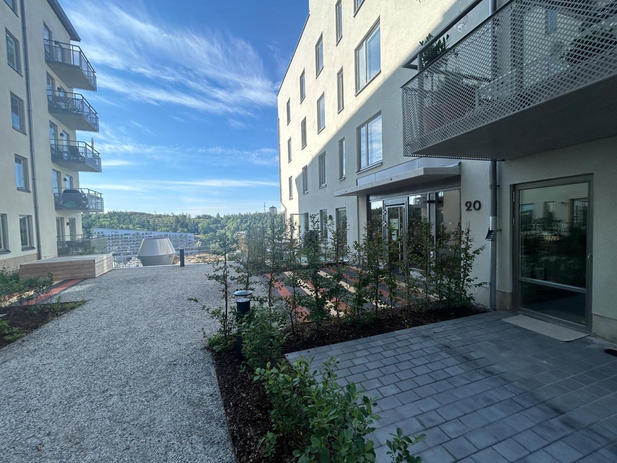 Newly Built Bright Apartment, Close To Everything If You Want To Visit Stockholm, You Will Find The Perfect Accommodation Here! Ferry Line 80 Makes It Very Convenient And Easy To Get To The City Center Nacka Zewnętrze zdjęcie